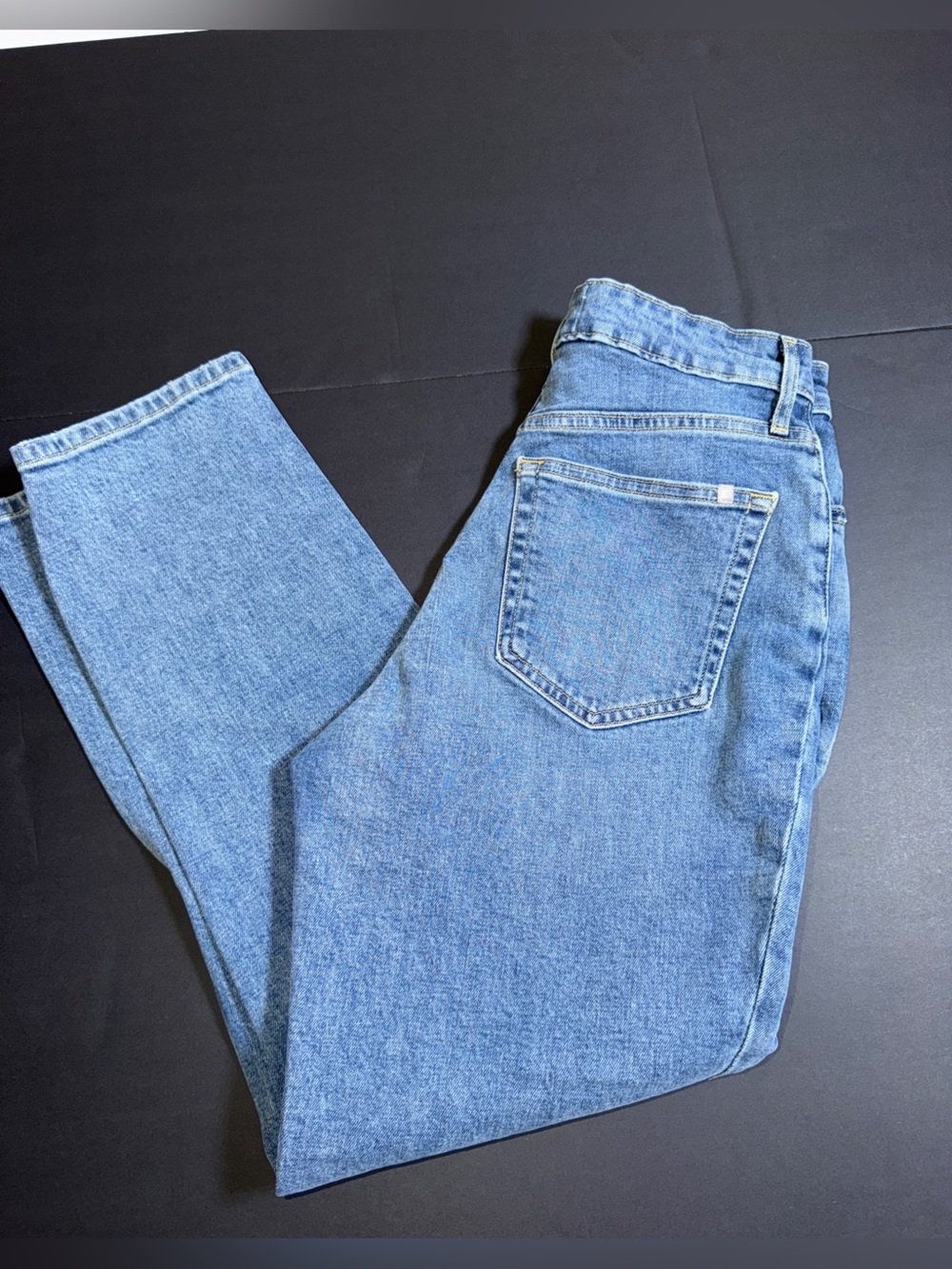 Everlane Women’s Light Blue Straight Jeans